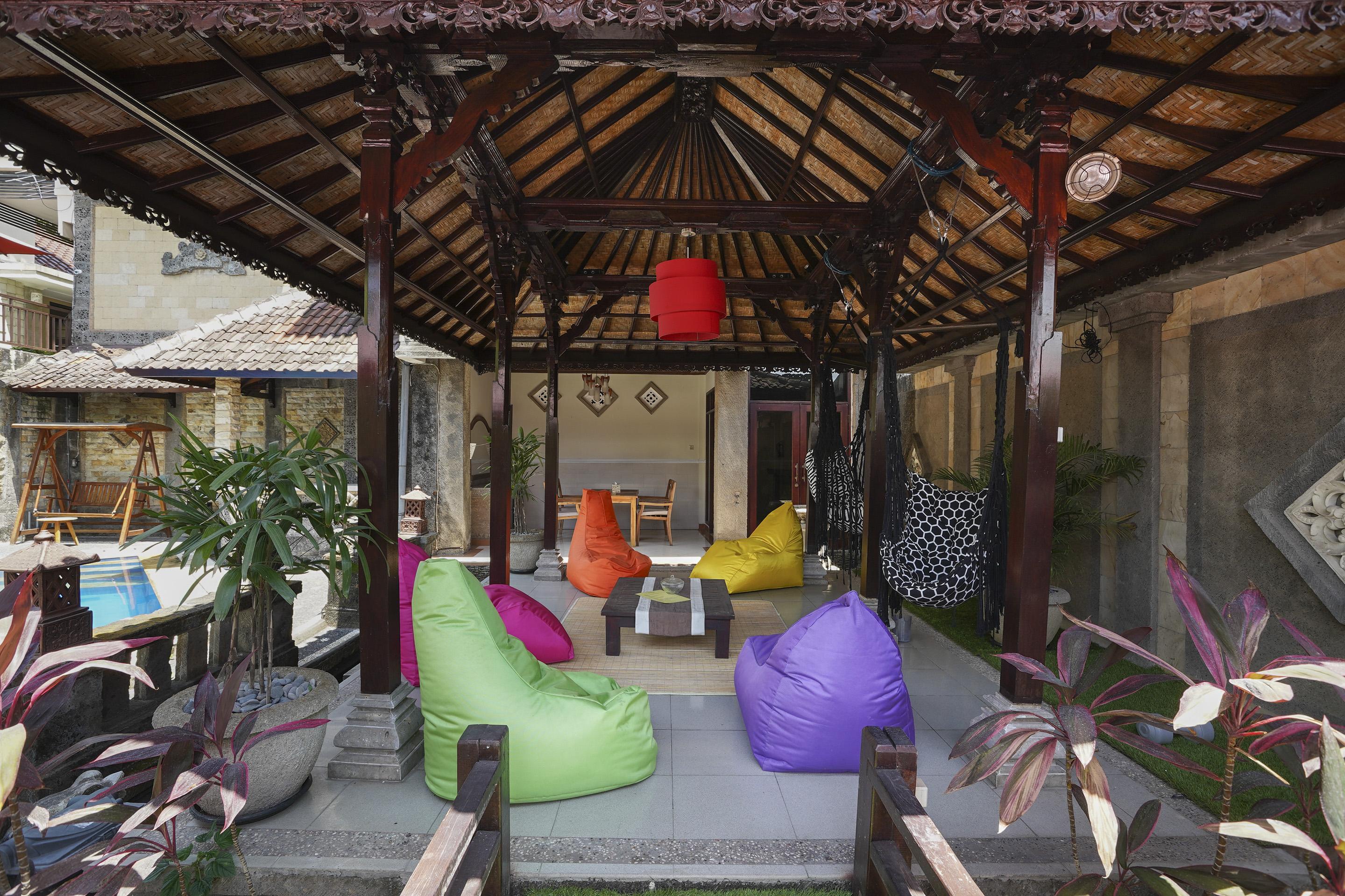 Oyo 2321 Griya Shanti Homestay Ketewel Екстериор снимка