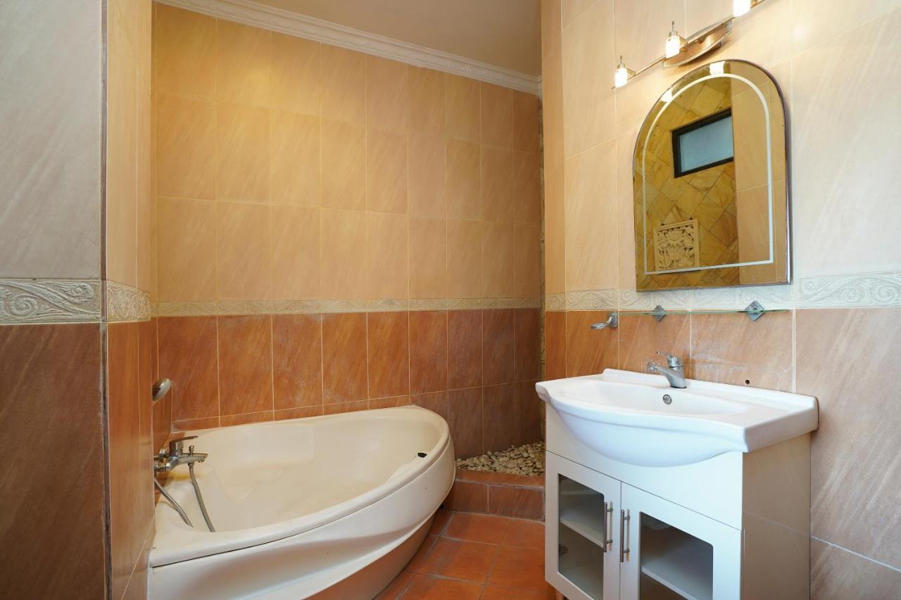Oyo 2321 Griya Shanti Homestay Ketewel Екстериор снимка
